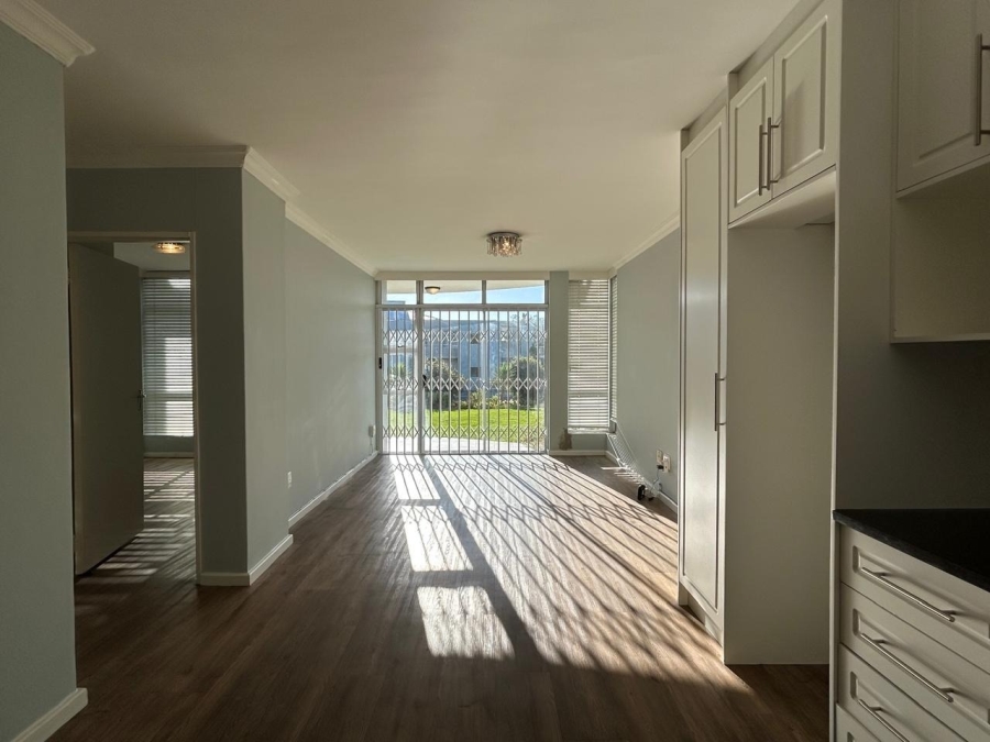 To Let 2 Bedroom Property for Rent in Royal Ascot Western Cape